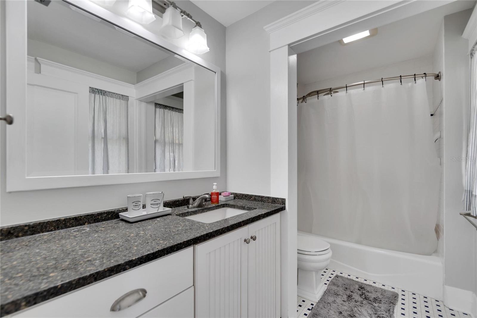 3006 W HARBOR VIEW AVE, TAMPA, FL, 33611