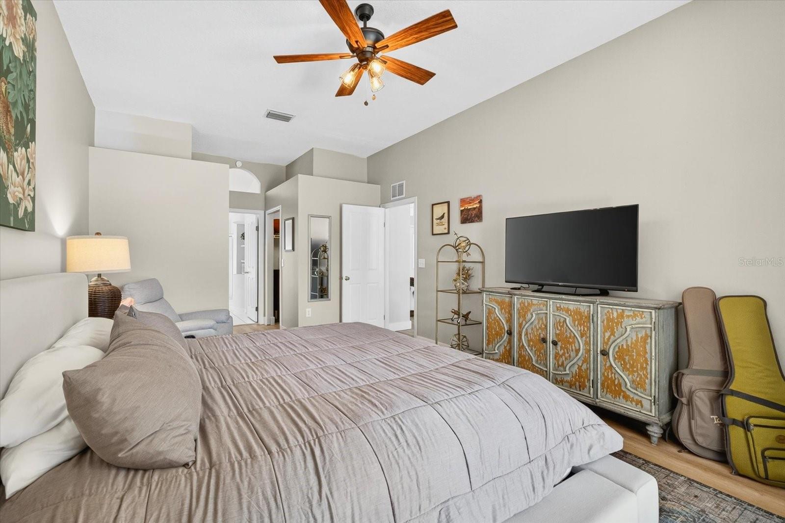 9203 SUNFLOWER DR, TAMPA, FL, 33647