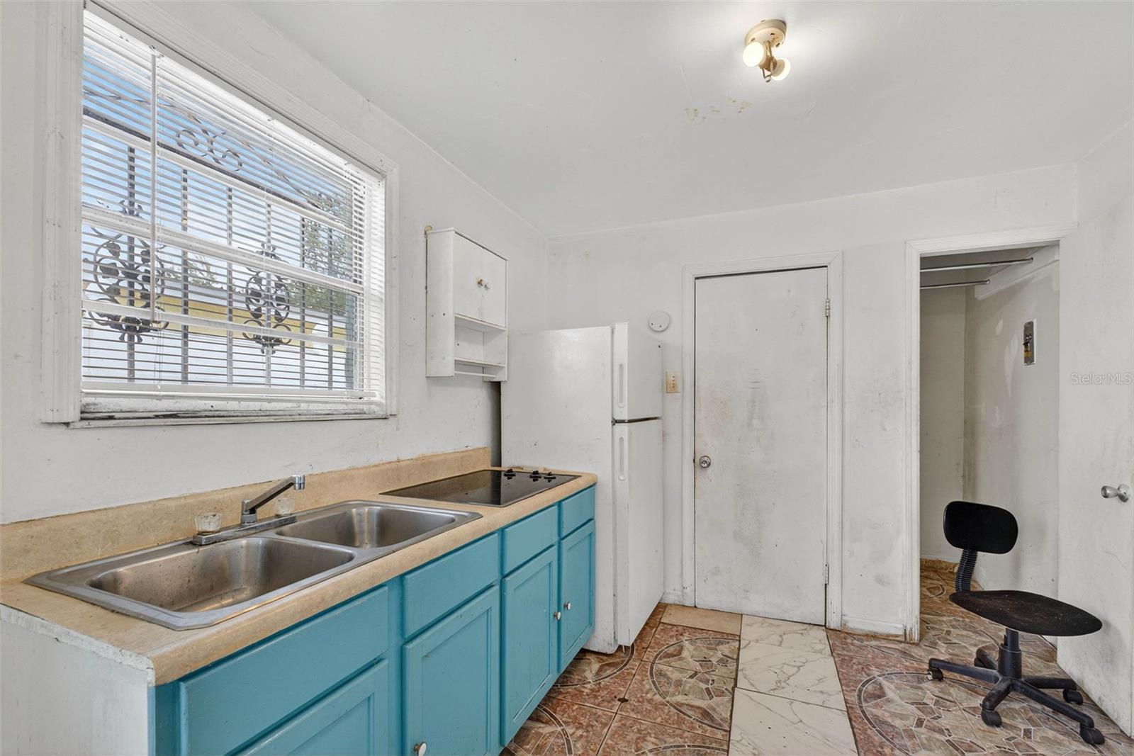 6207 BLOSSOM AVE, TAMPA, FL, 33614