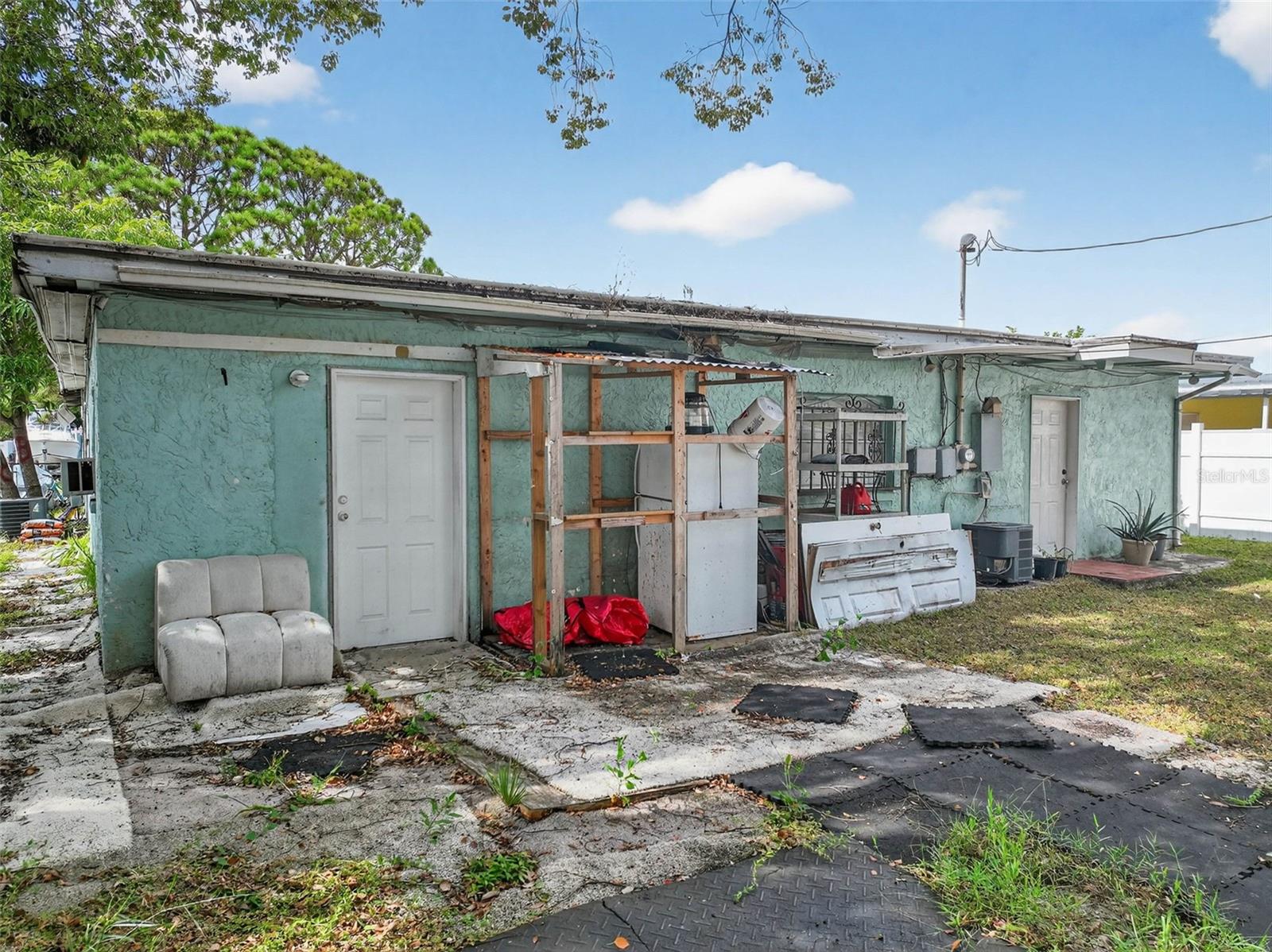 6207 BLOSSOM AVE, TAMPA, FL, 33614