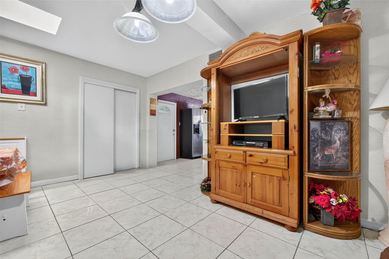 6207 BLOSSOM AVE, TAMPA, FL, 33614