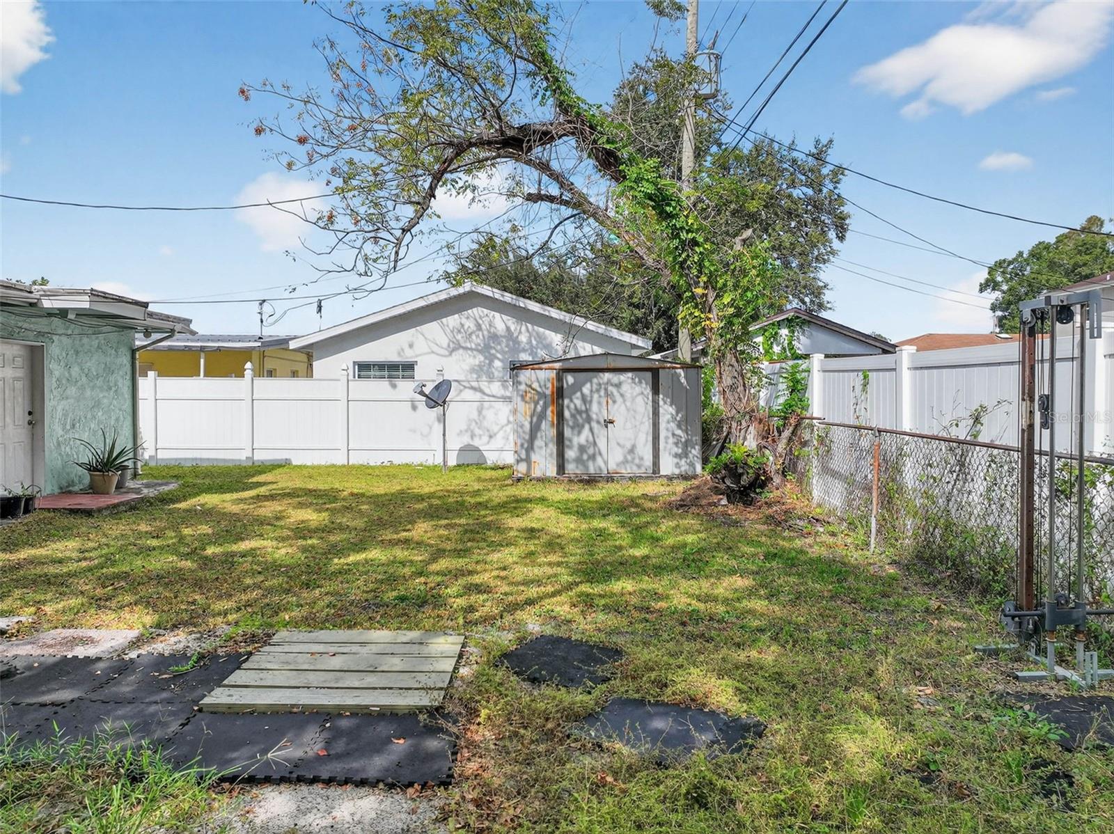 6207 BLOSSOM AVE, TAMPA, FL, 33614
