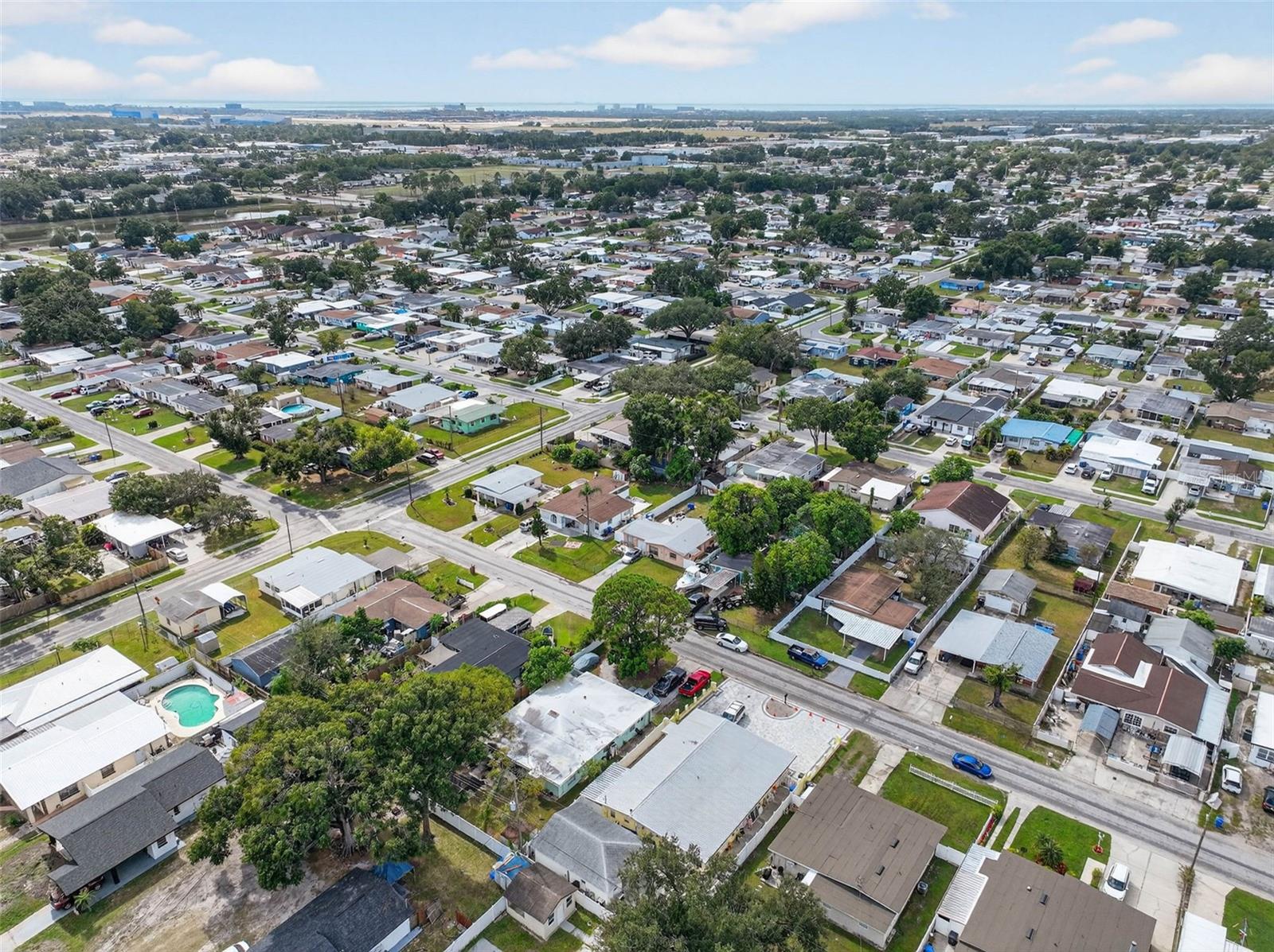 6207 BLOSSOM AVE, TAMPA, FL, 33614