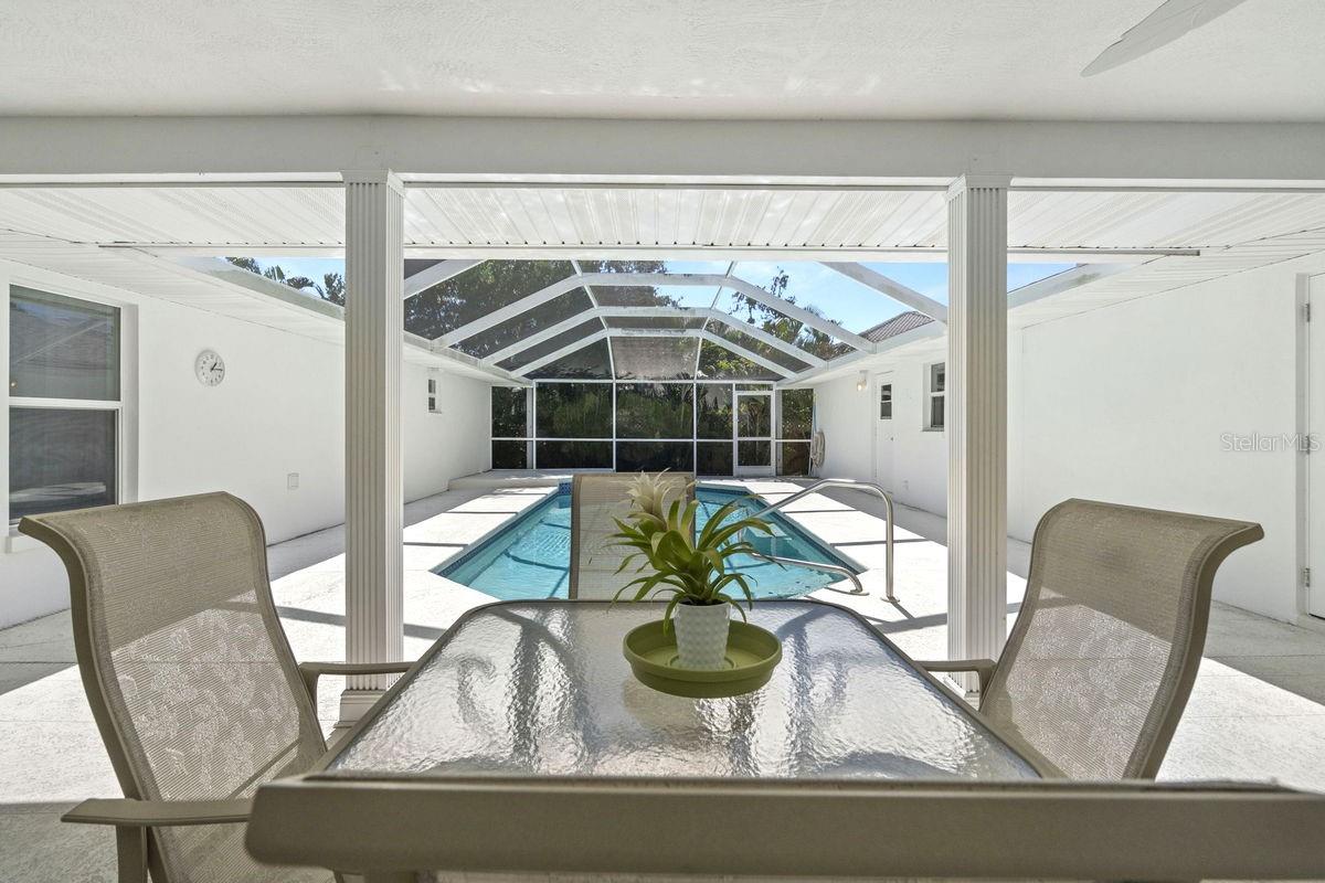2275 TWIN LANE DR, DUNEDIN, FL, 34698