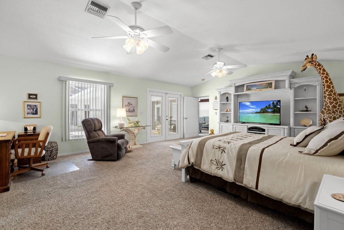 2275 TWIN LANE DR, DUNEDIN, FL, 34698