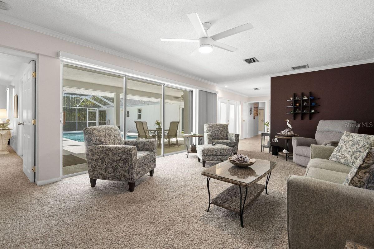 2275 TWIN LANE DR, DUNEDIN, FL, 34698