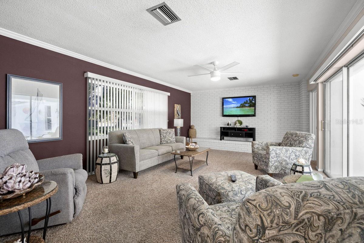 2275 TWIN LANE DR, DUNEDIN, FL, 34698