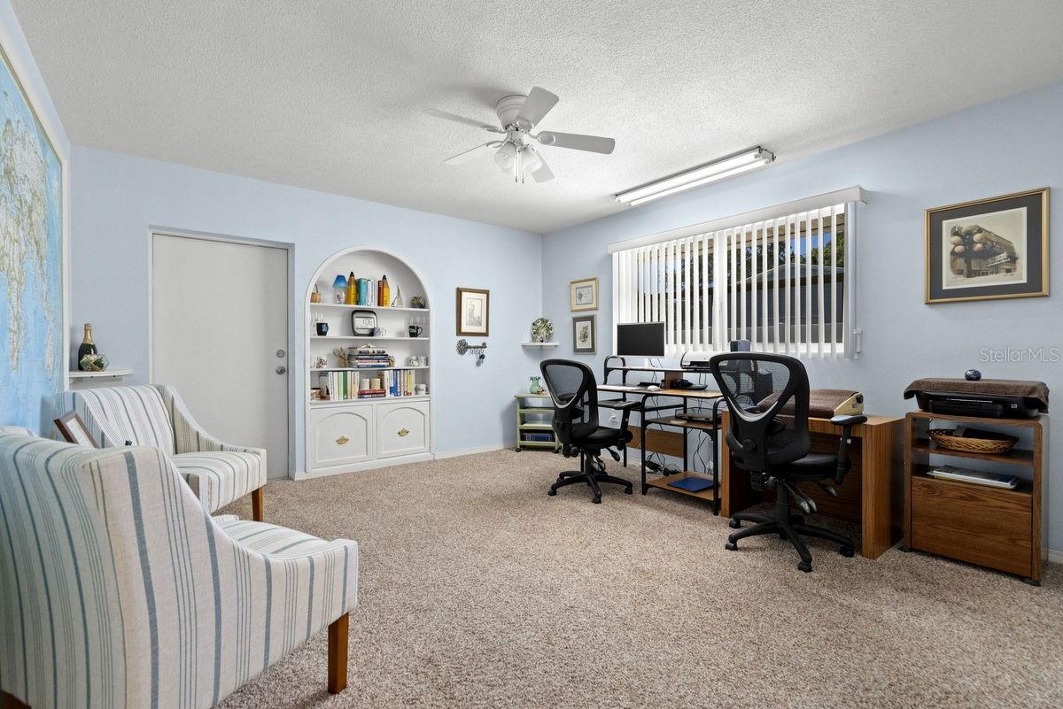 2275 TWIN LANE DR, DUNEDIN, FL, 34698