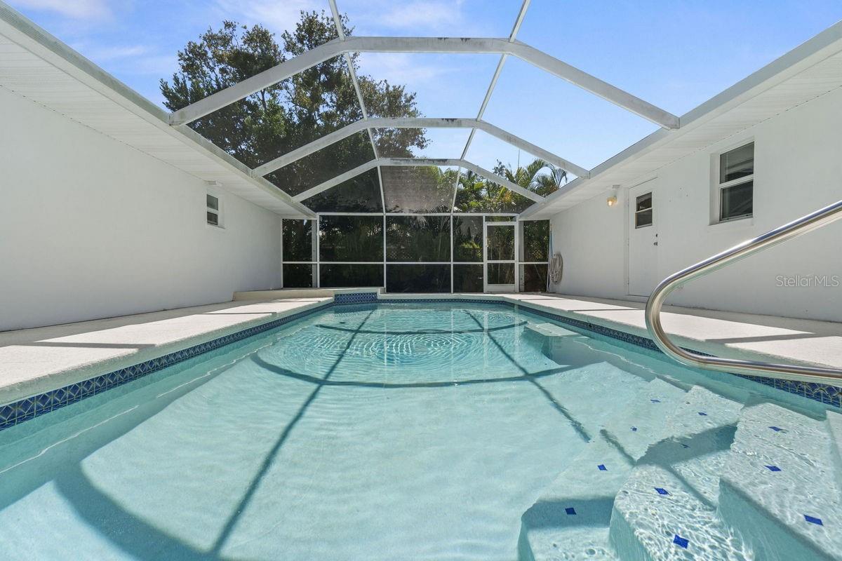 2275 TWIN LANE DR, DUNEDIN, FL, 34698