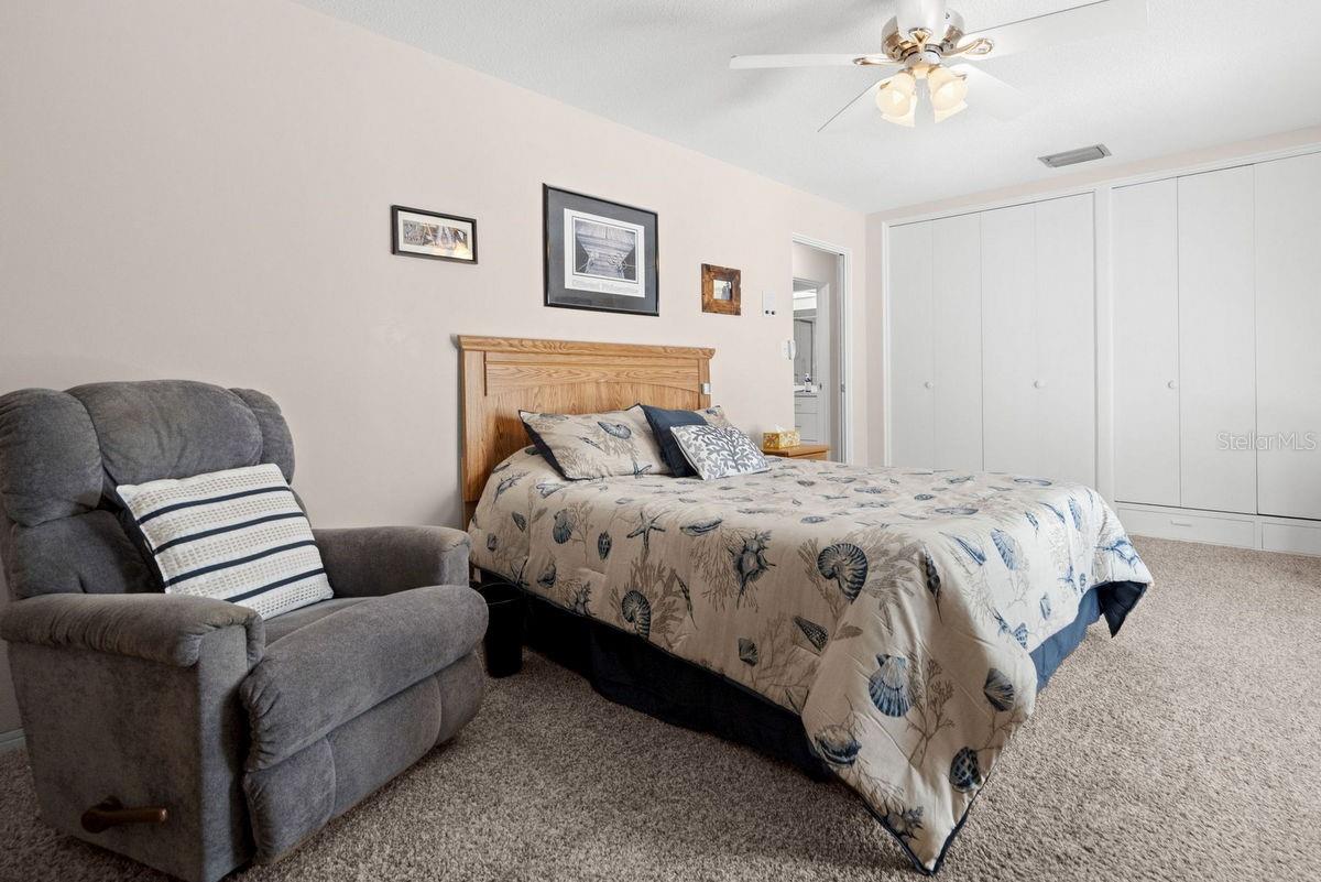 2275 TWIN LANE DR, DUNEDIN, FL, 34698