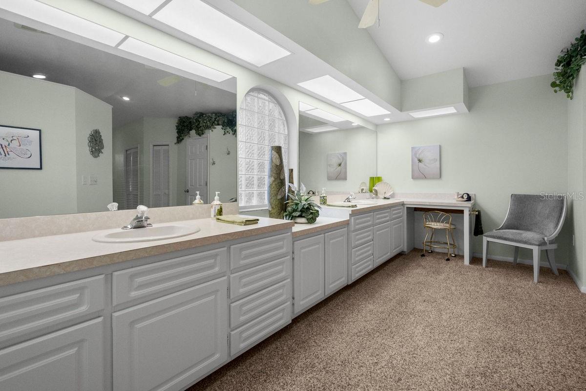 2275 TWIN LANE DR, DUNEDIN, FL, 34698