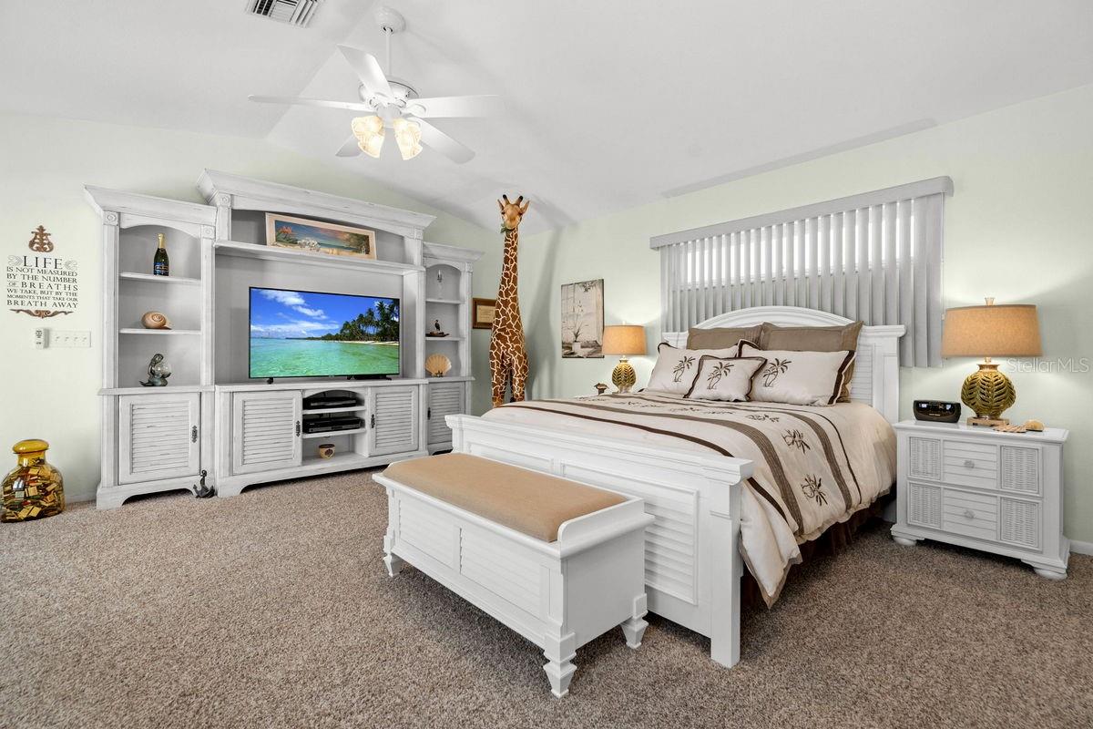 2275 TWIN LANE DR, DUNEDIN, FL, 34698