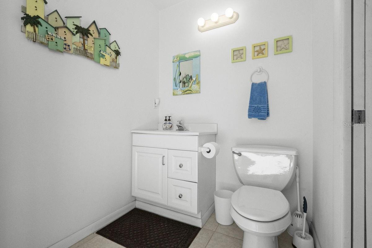 2275 TWIN LANE DR, DUNEDIN, FL, 34698