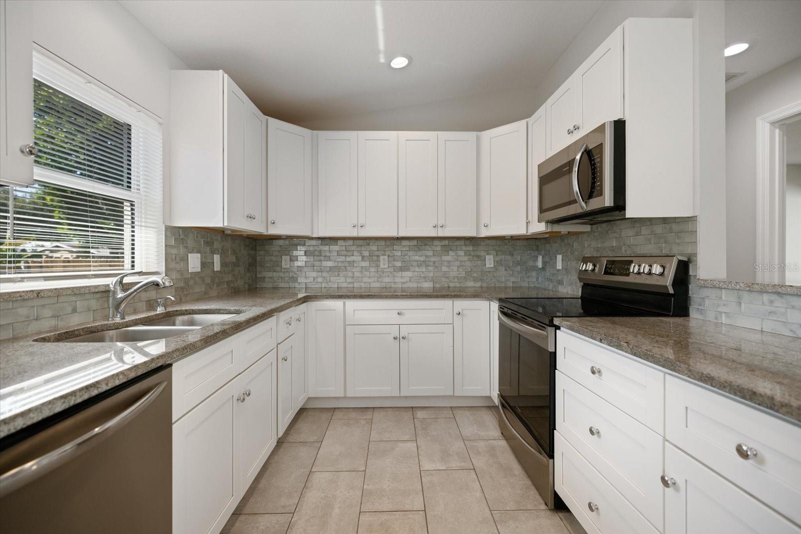 163 PENNSYLVANIA AVE, OSPREY, FL, 34229