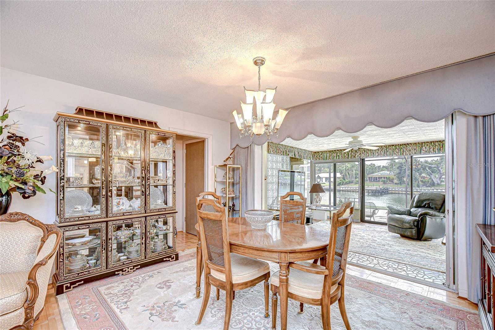 6747 28TH ST S, ST PETERSBURG, FL, 33712