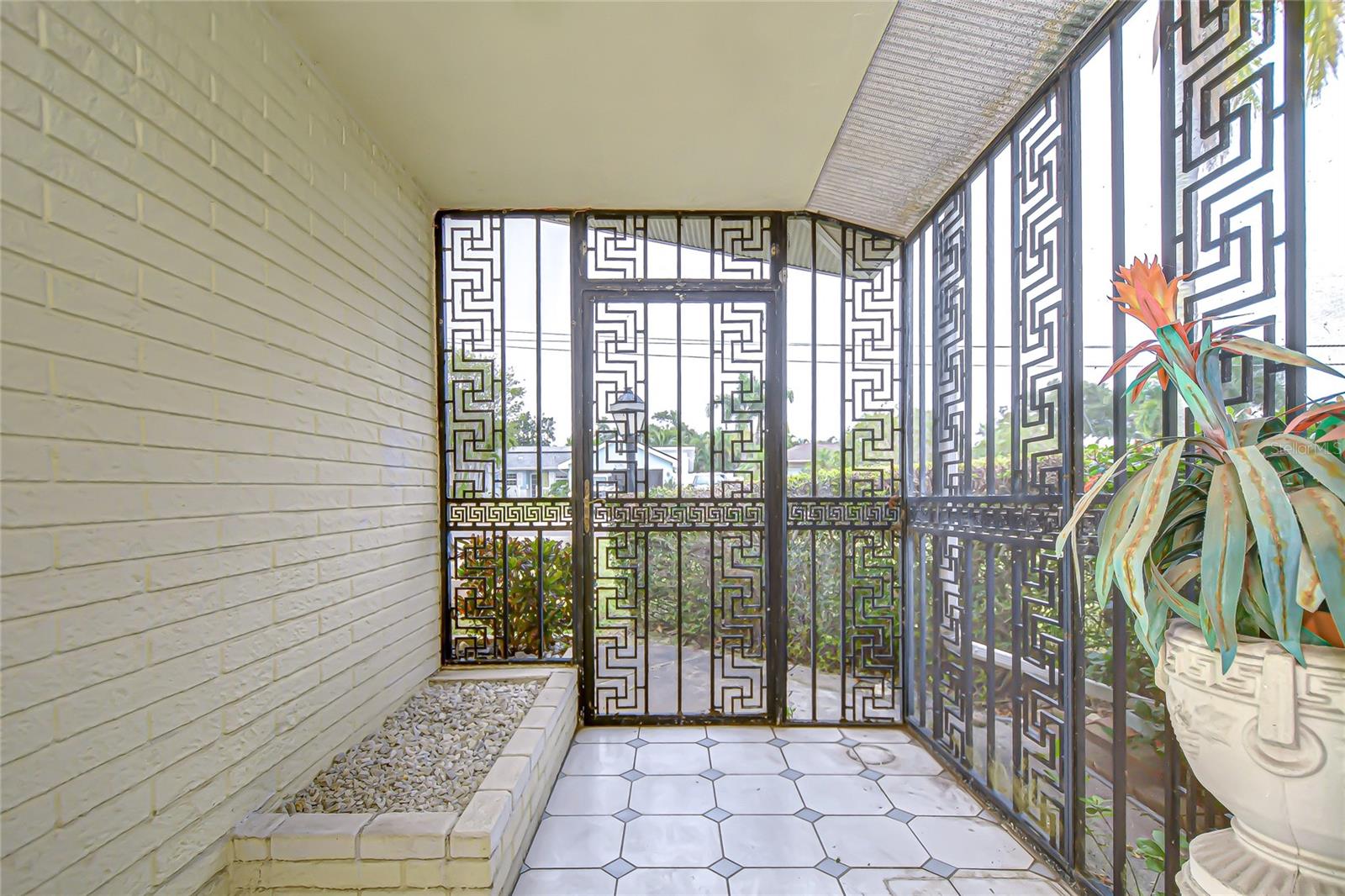 6747 28TH ST S, ST PETERSBURG, FL, 33712