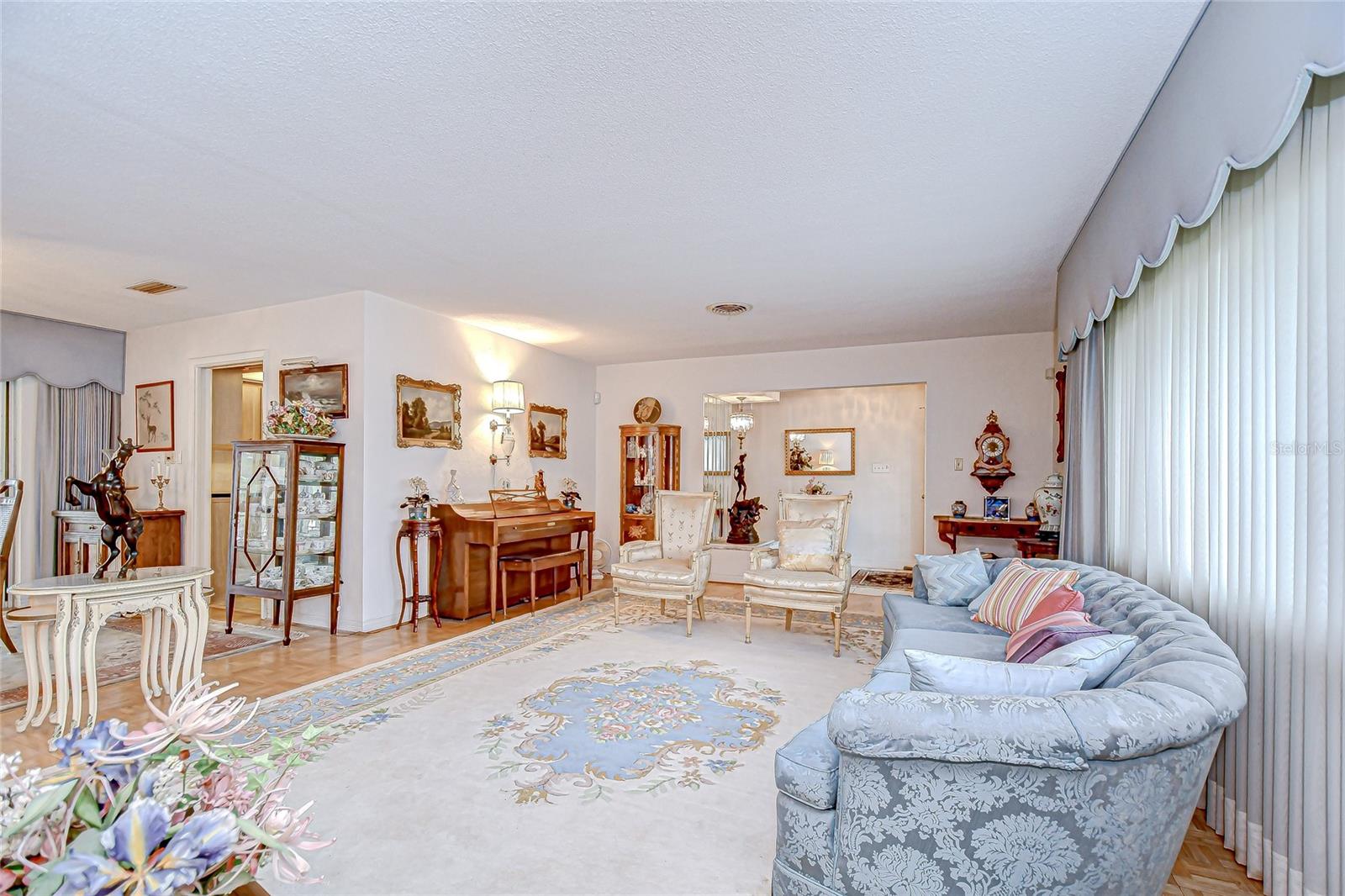 6747 28TH ST S, ST PETERSBURG, FL, 33712