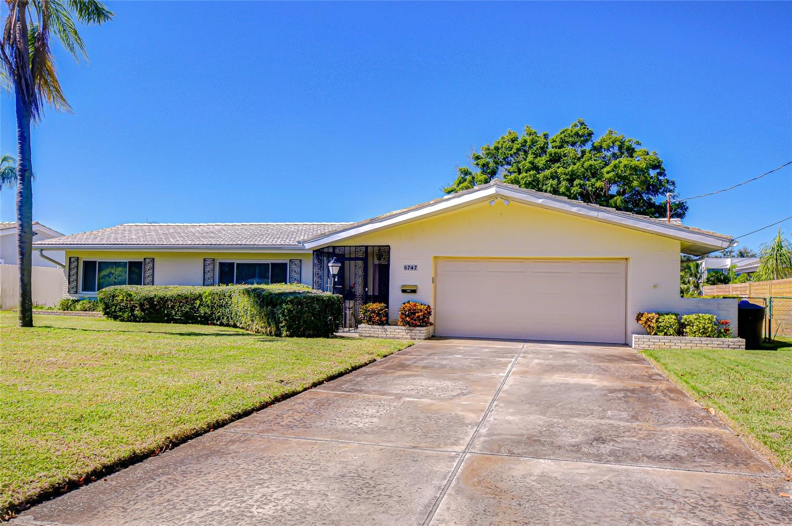 6747 28TH ST S, ST PETERSBURG, FL, 33712