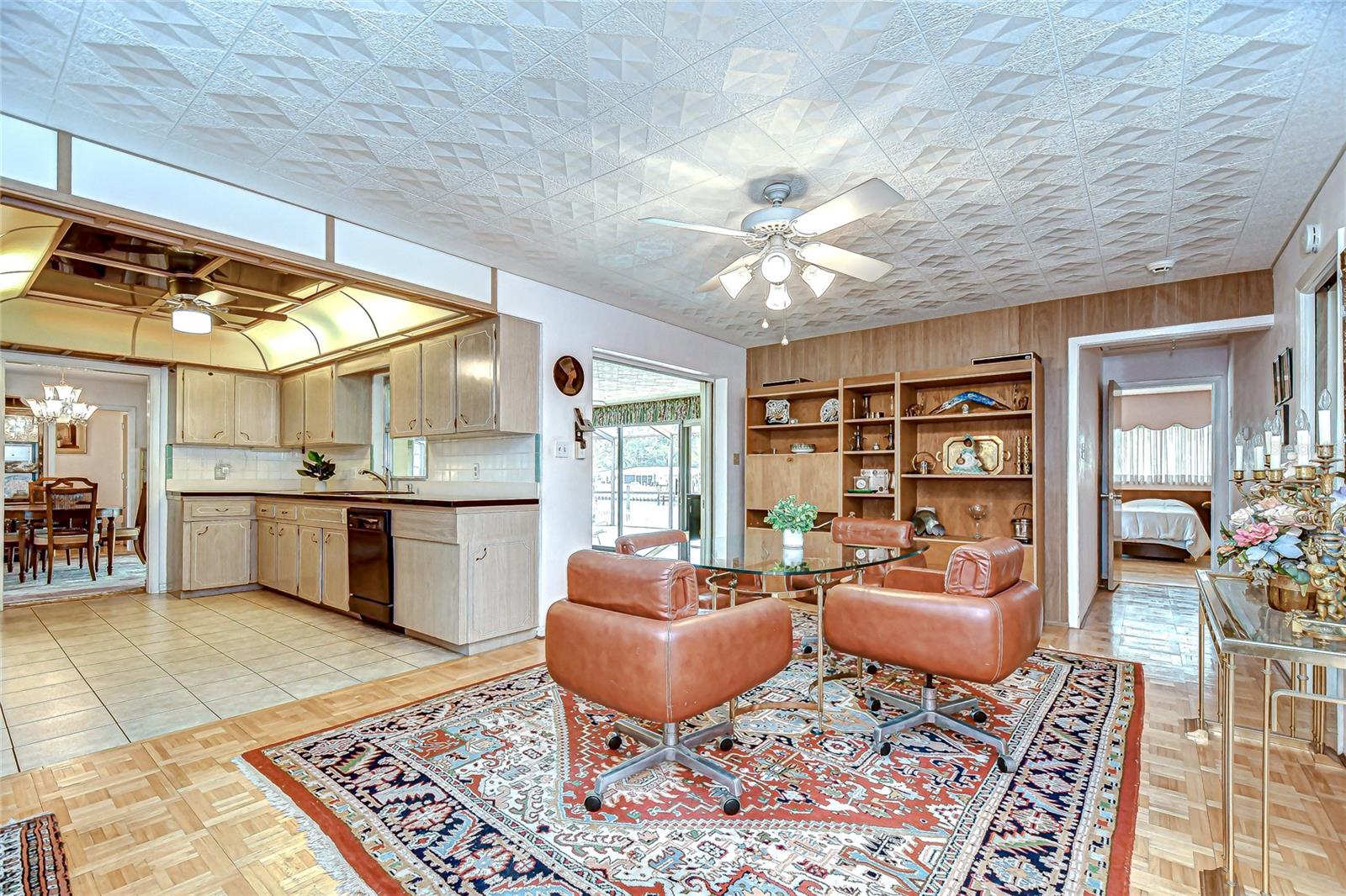 6747 28TH ST S, ST PETERSBURG, FL, 33712