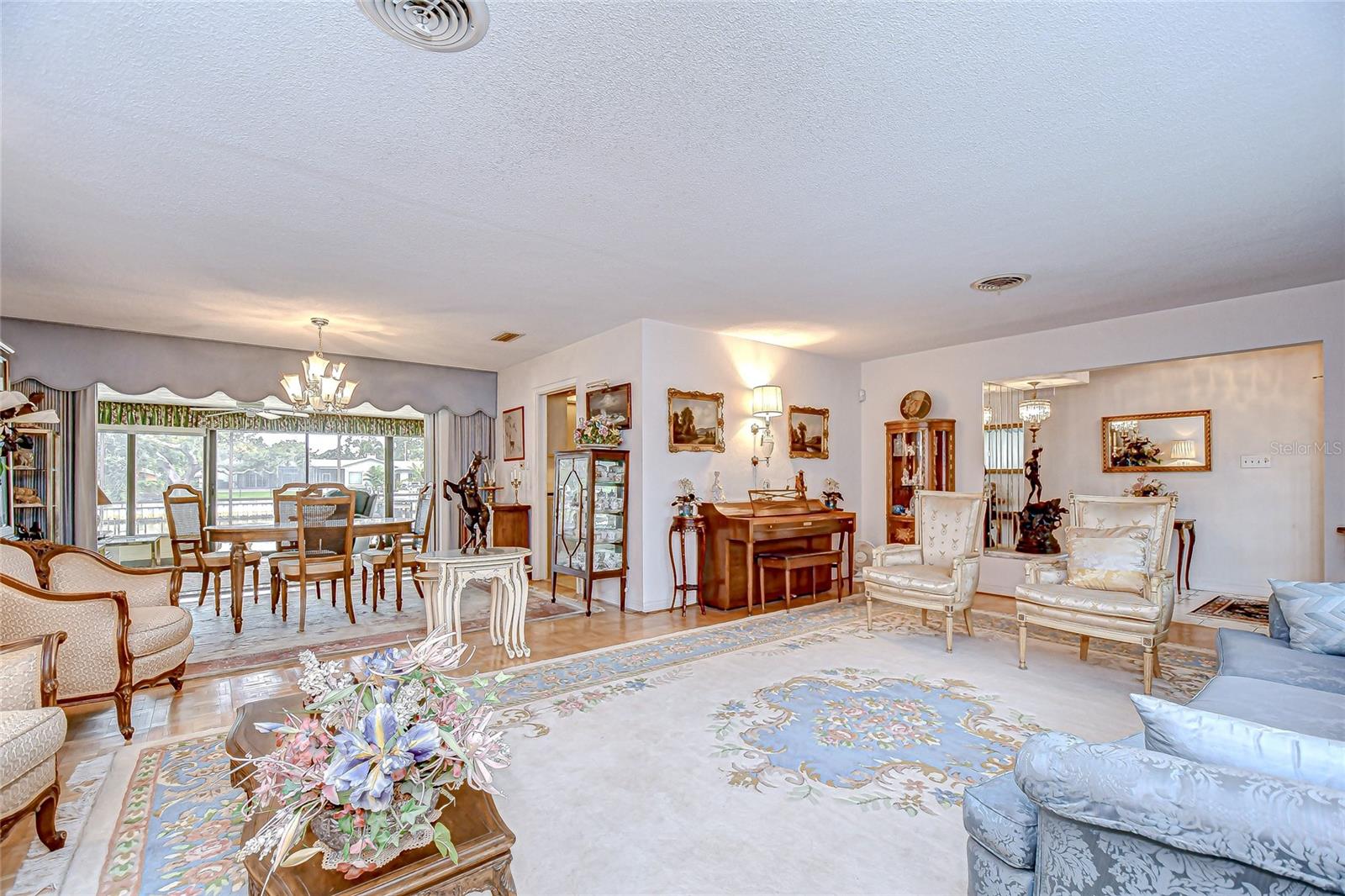 6747 28TH ST S, ST PETERSBURG, FL, 33712