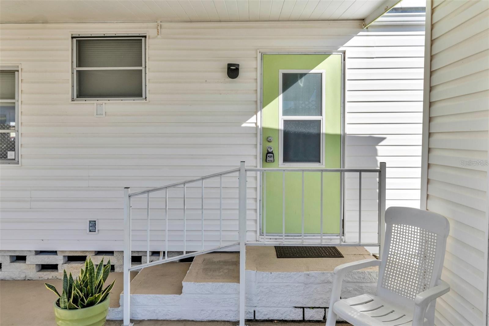 TB8437783 Property Photo