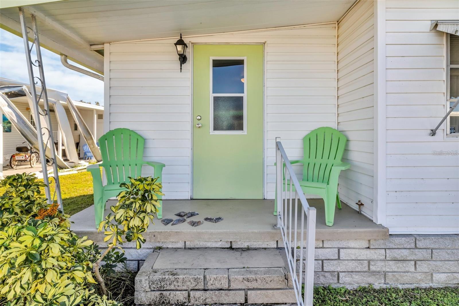 TB8437783 Property Photo