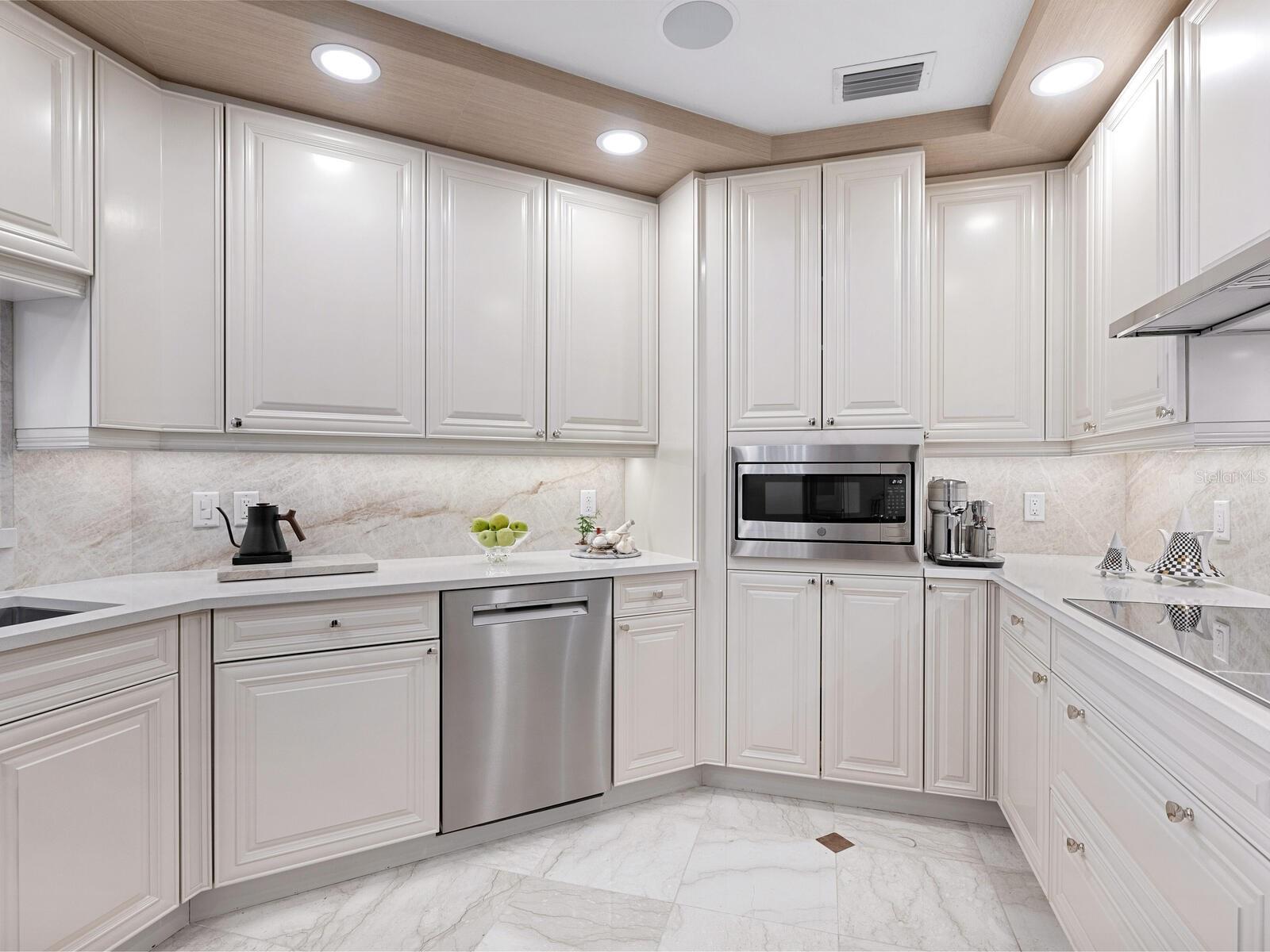 A4668452 Property Photo