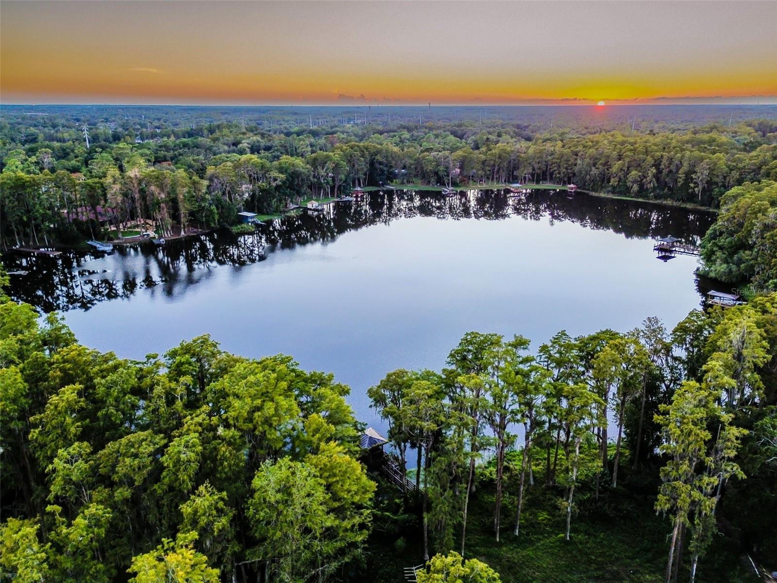 TB8437835 Property Photo