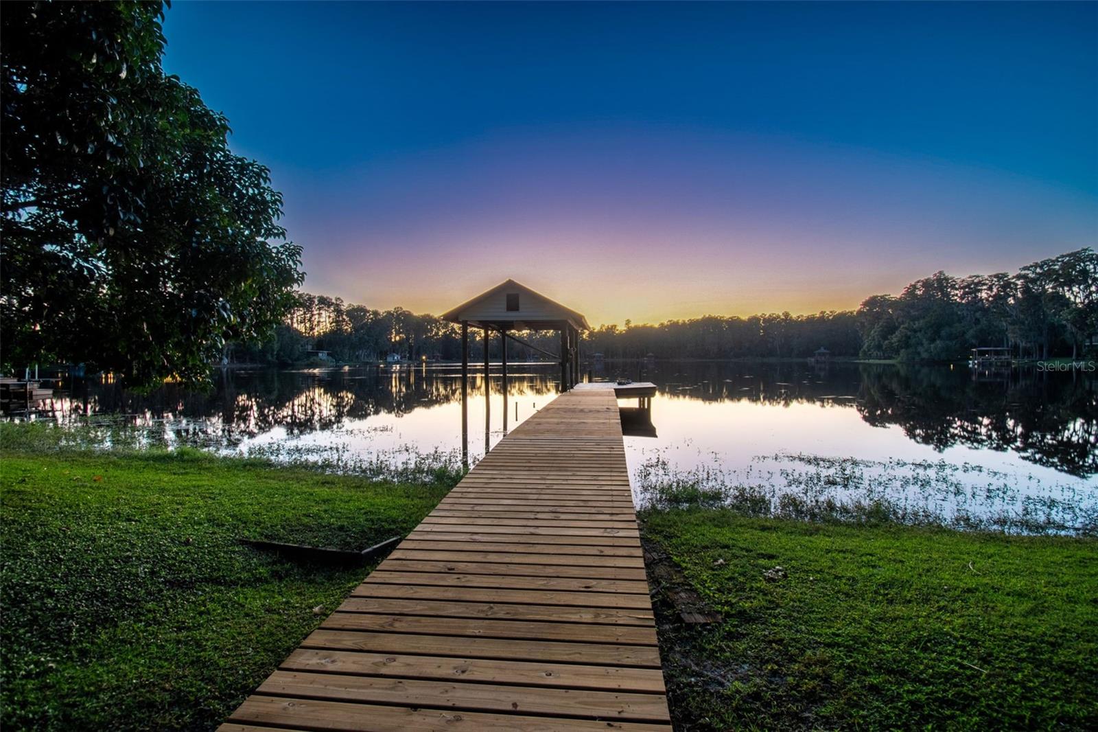 TB8437835 Property Photo