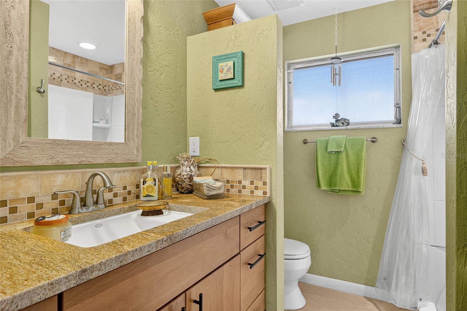 18166 BRACKEN CIR, PORT CHARLOTTE, FL, 33948