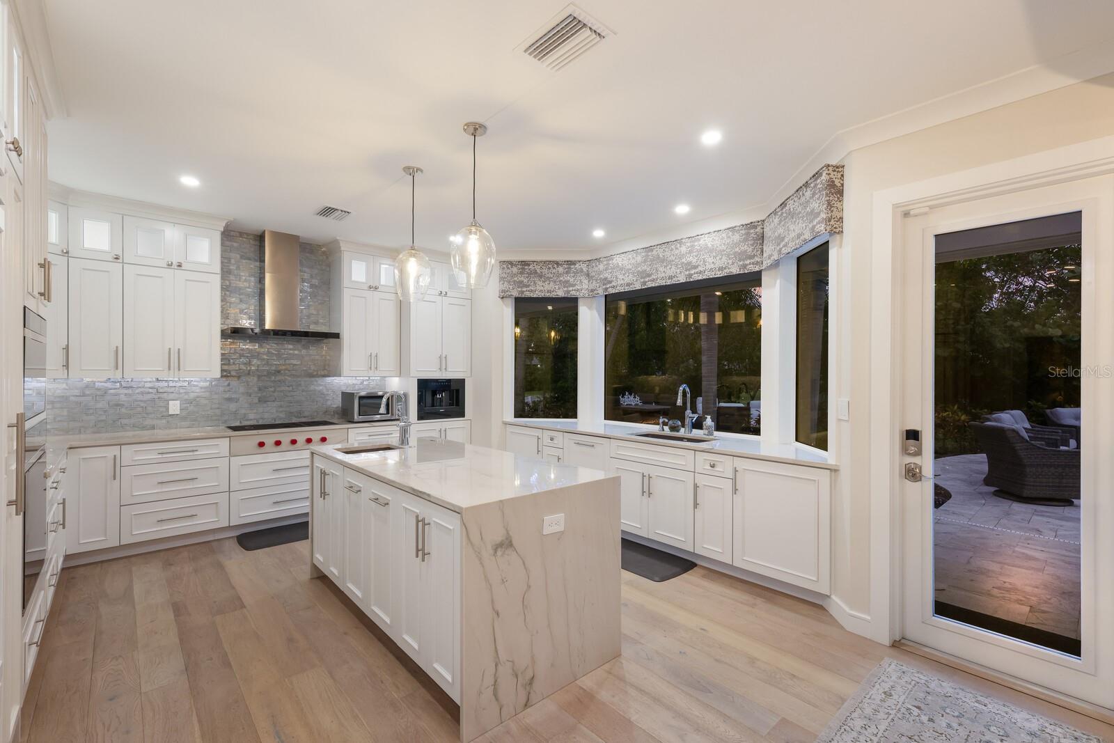 A4668457 Property Photo