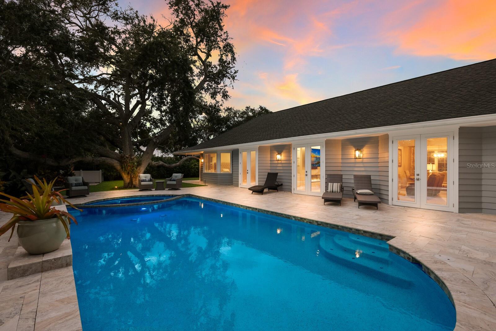 A4668457 Property Photo