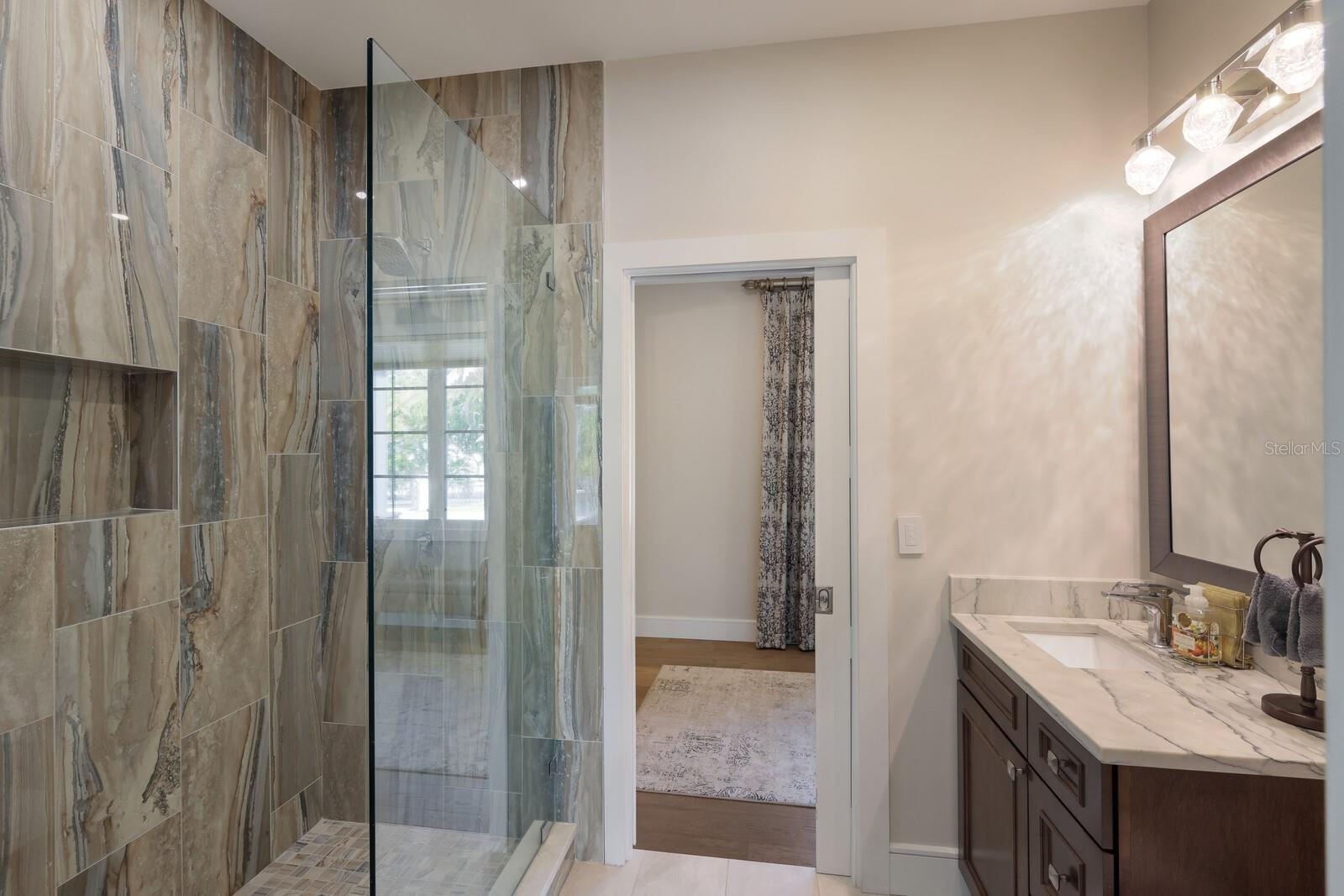 A4668457 Property Photo