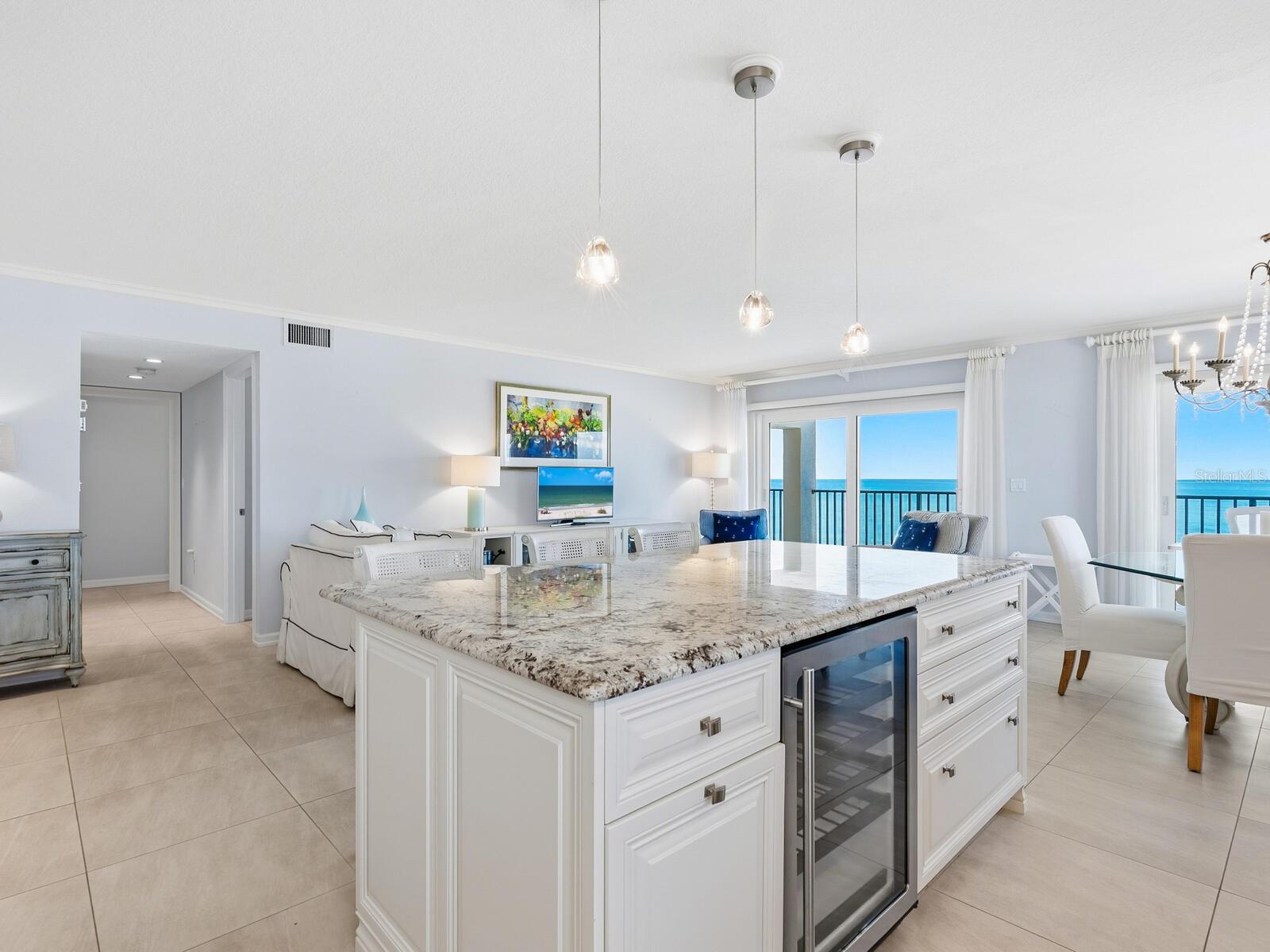 3115 GULF OF MEXICO DR #304, LONGBOAT KEY, FL, 34228