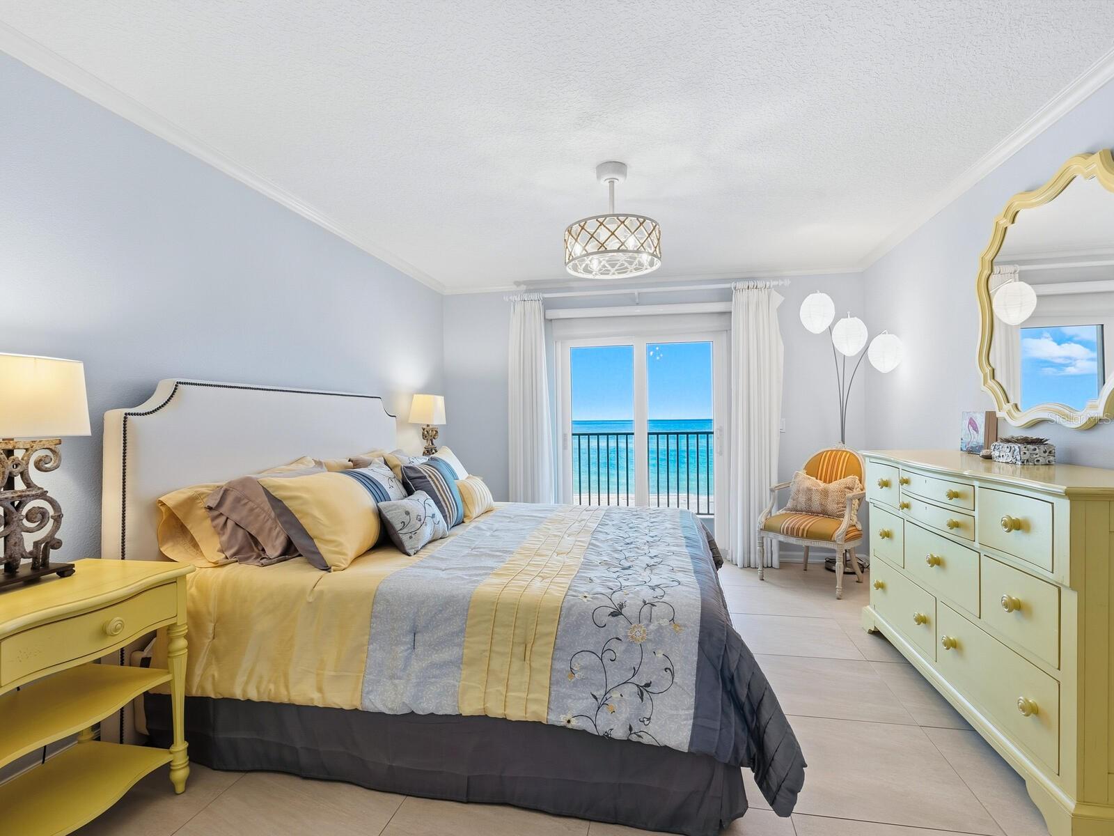 3115 GULF OF MEXICO DR #304, LONGBOAT KEY, FL, 34228