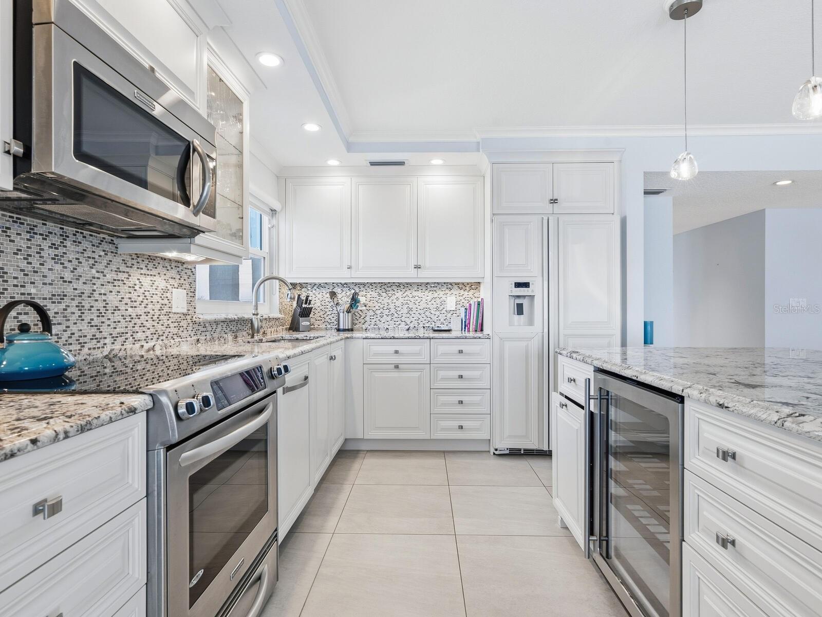 3115 GULF OF MEXICO DR #304, LONGBOAT KEY, FL, 34228