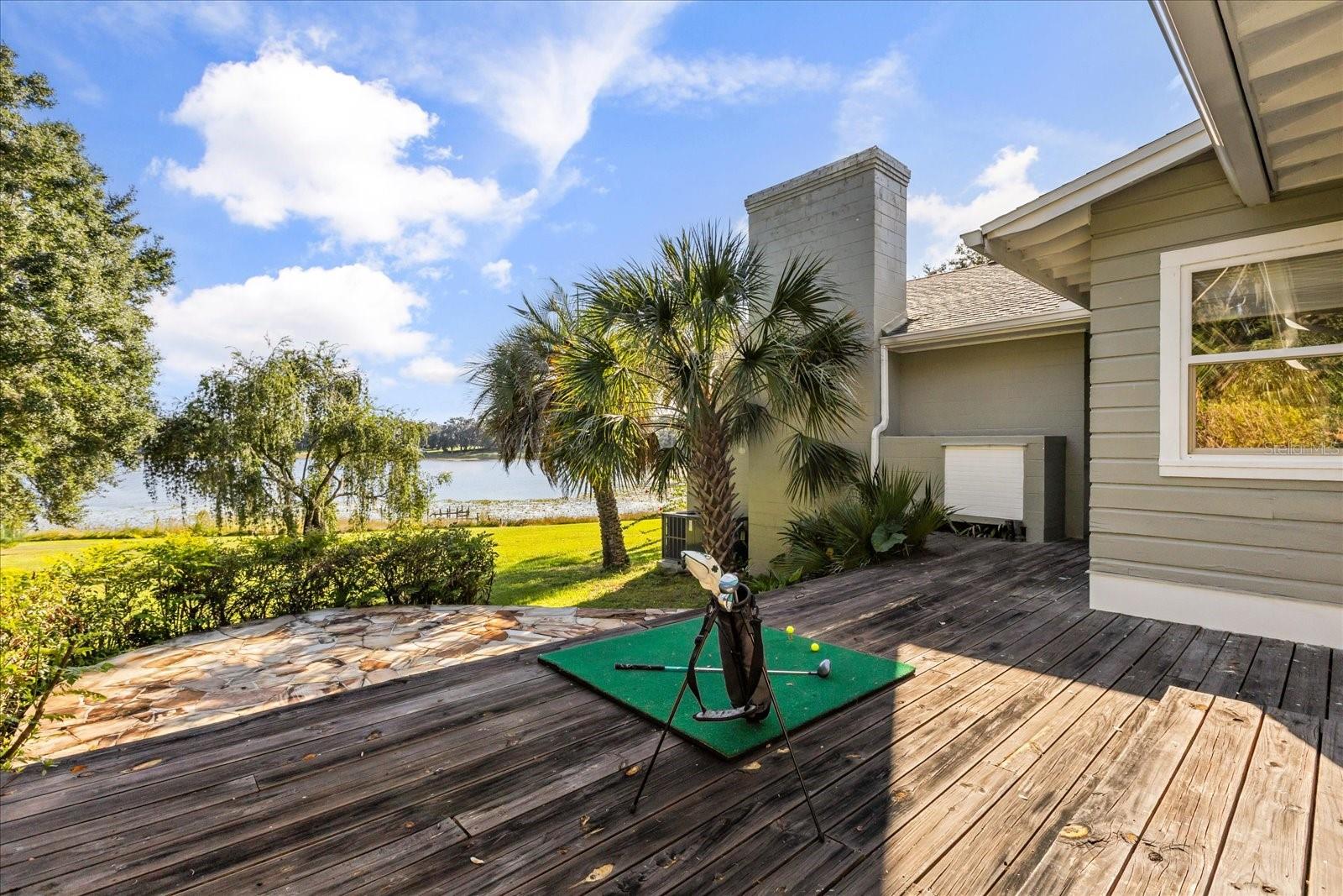 3000 PINE GROVE LN, LADY LAKE, FL, 32159