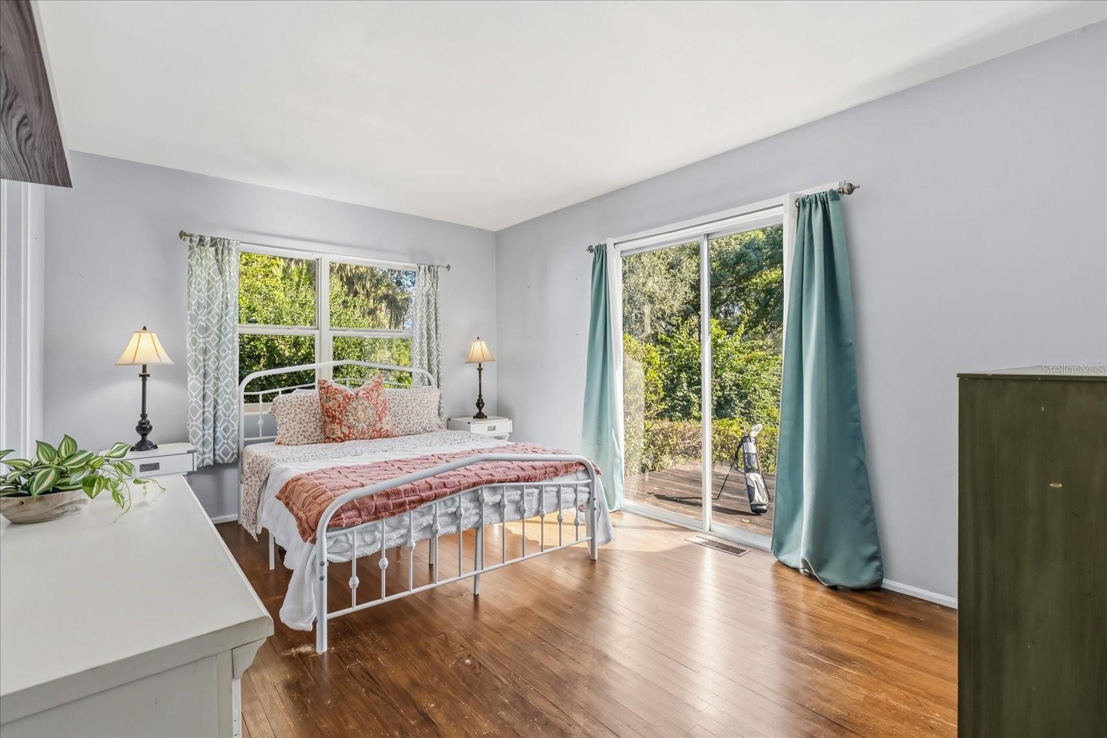 3000 PINE GROVE LN, LADY LAKE, FL, 32159