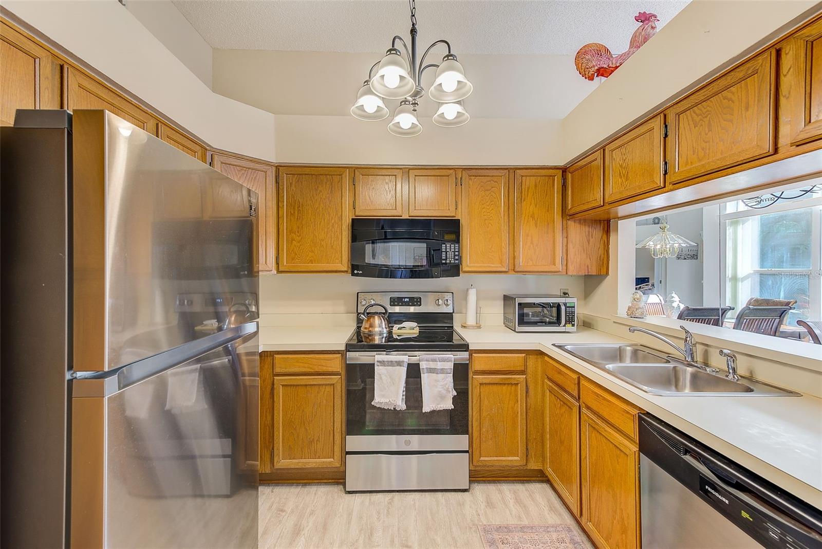 207 CLAYS TRL #207, OLDSMAR, FL, 34677