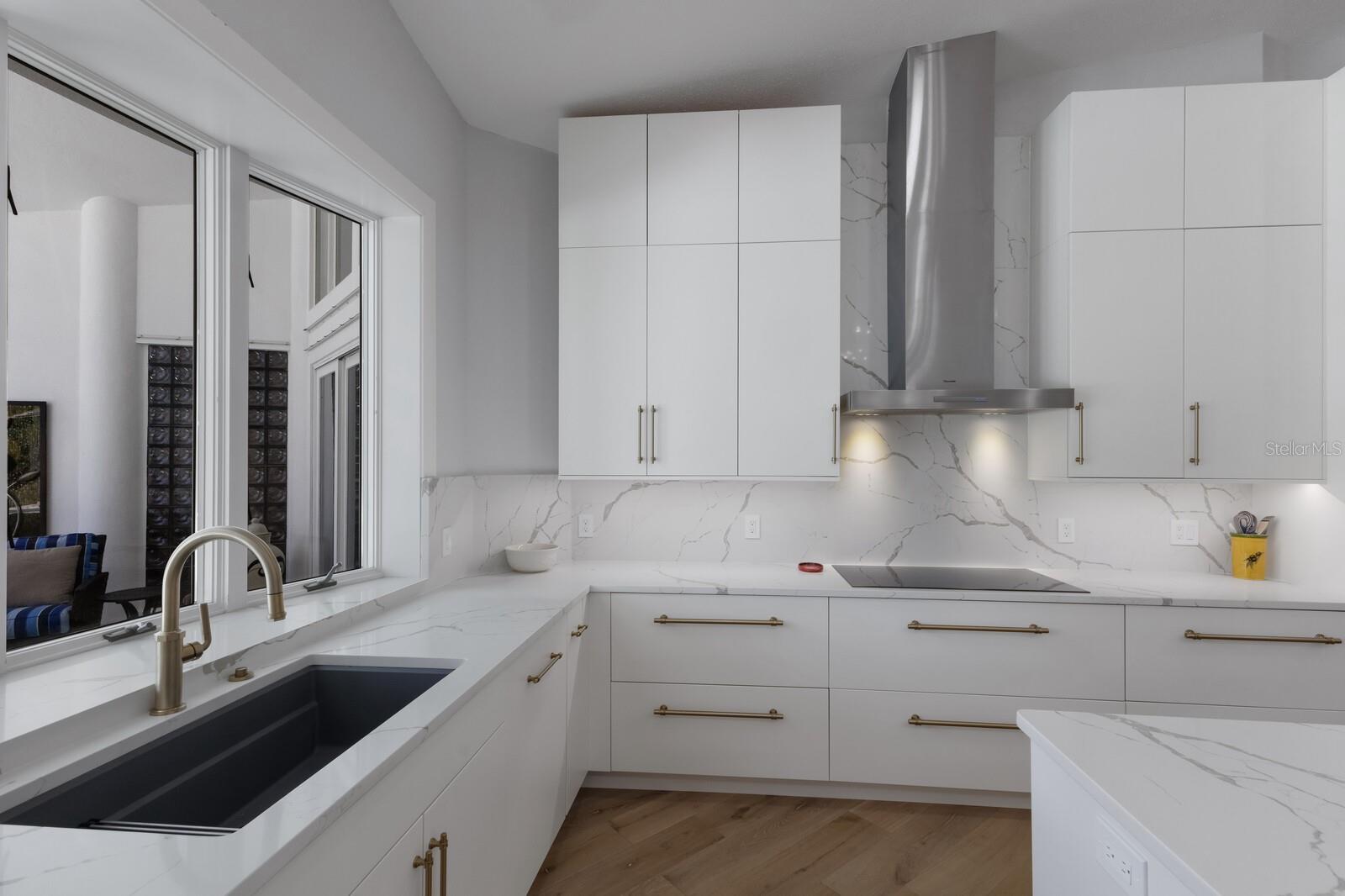 A4668477 Property Photo