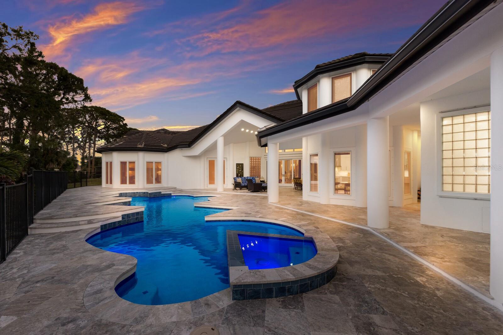 A4668477 Property Photo