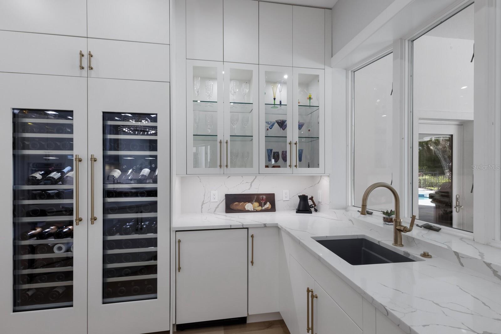 A4668477 Property Photo