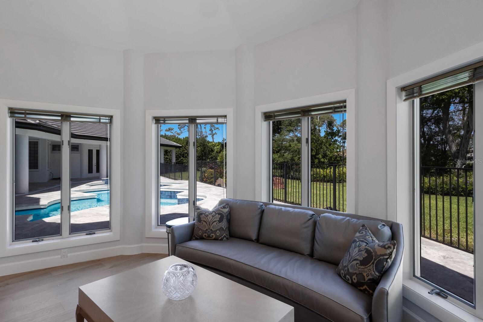 A4668477 Property Photo