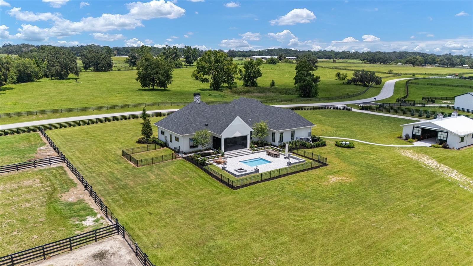 OM711502 Property Photo