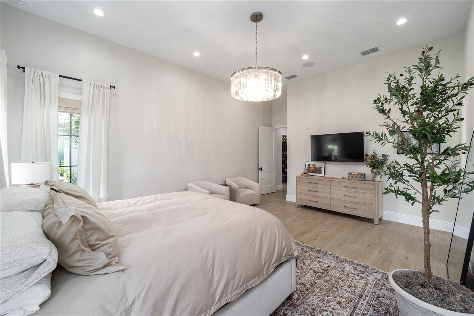 OM711502 Property Photo