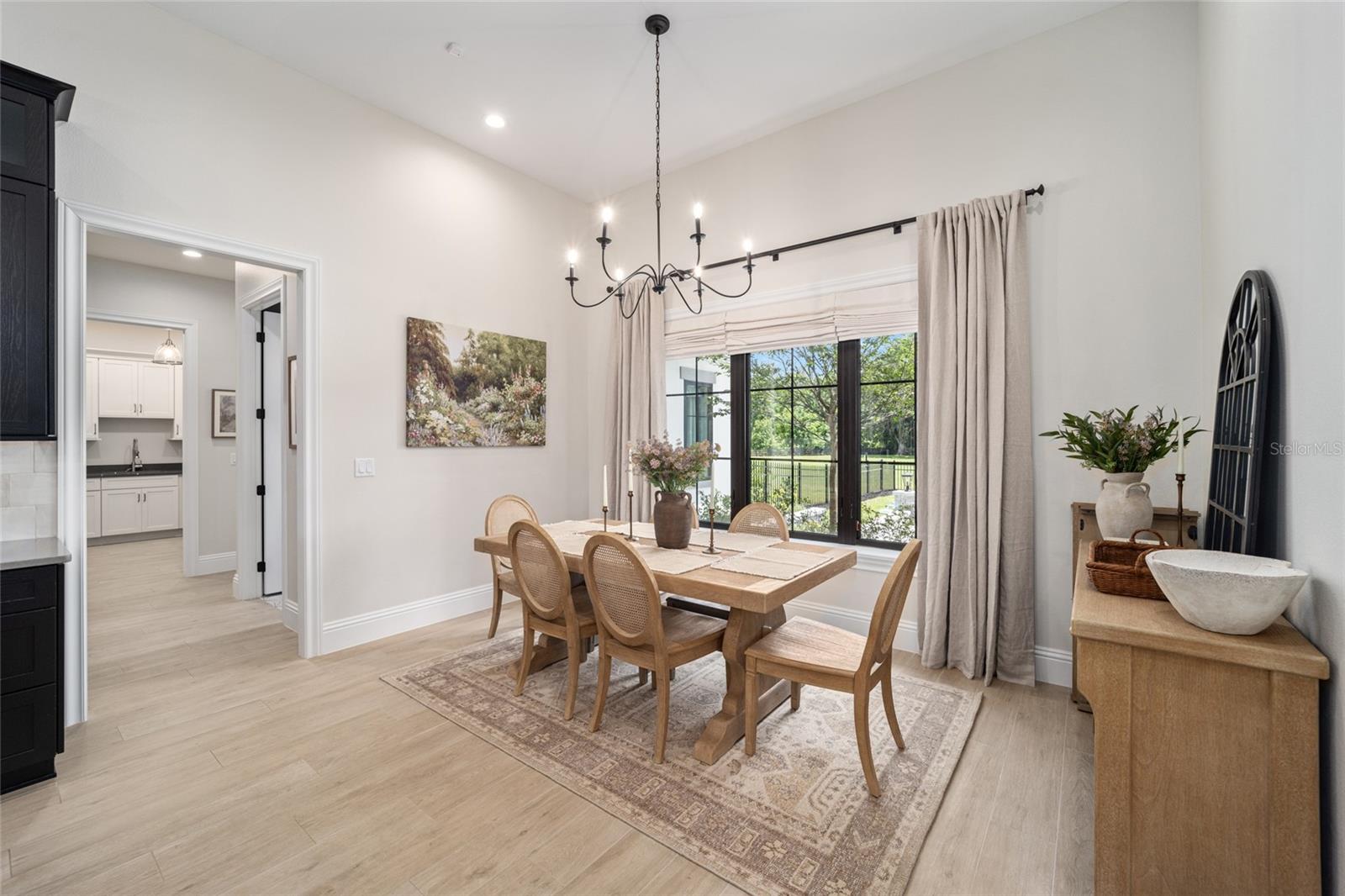 OM711502 Property Photo