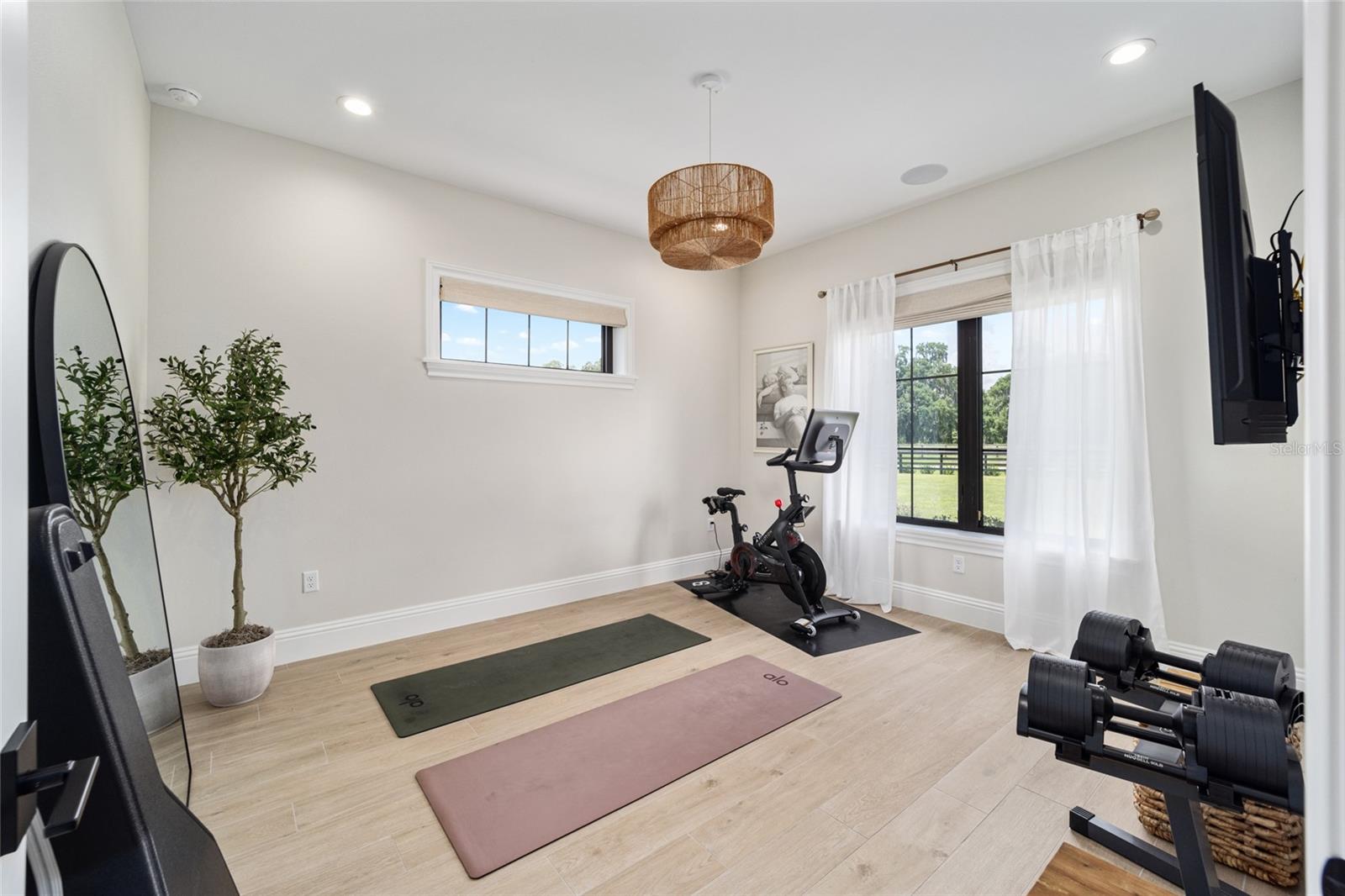 OM711502 Property Photo