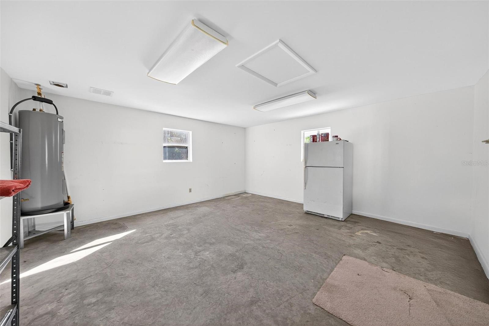 O6352604 Property Photo