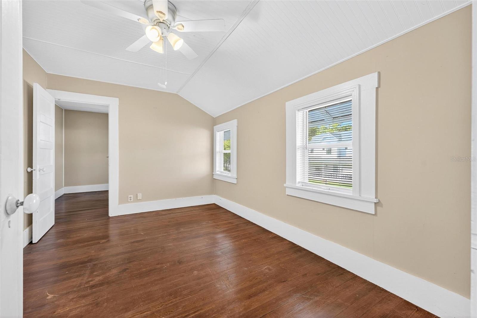 O6352604 Property Photo