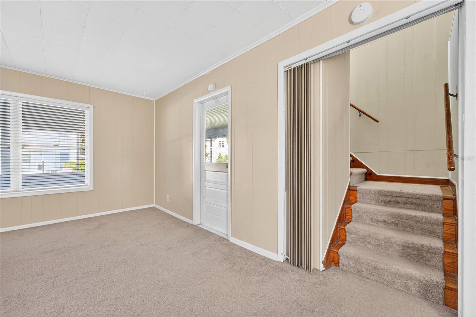 O6352604 Property Photo